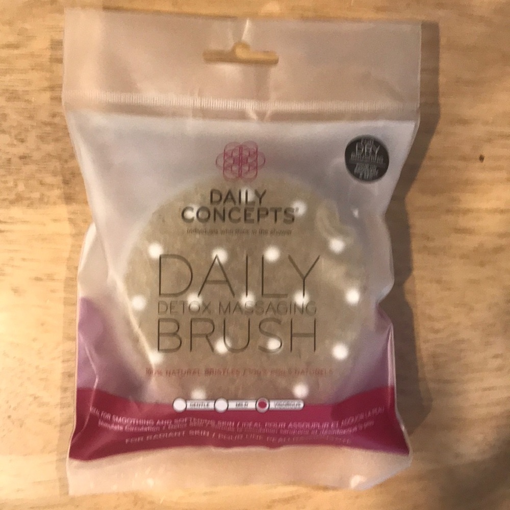 Daily Concepts Daily Detox Brush